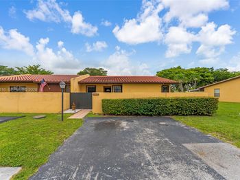 8612 SW 148th Pl