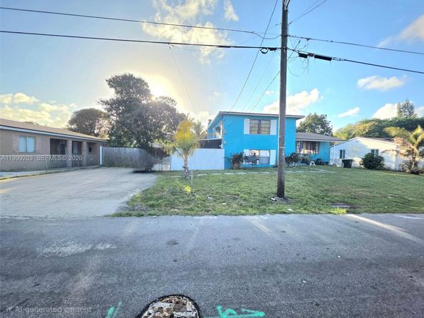 720 SW 7th Ter, Hallandale Beach FL 33009