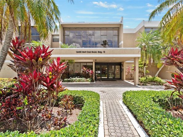 16400 Golf Club Rd 104, Weston FL 33326