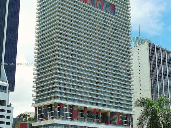 50 Biscayne Blvd 4111, Miami FL 33132