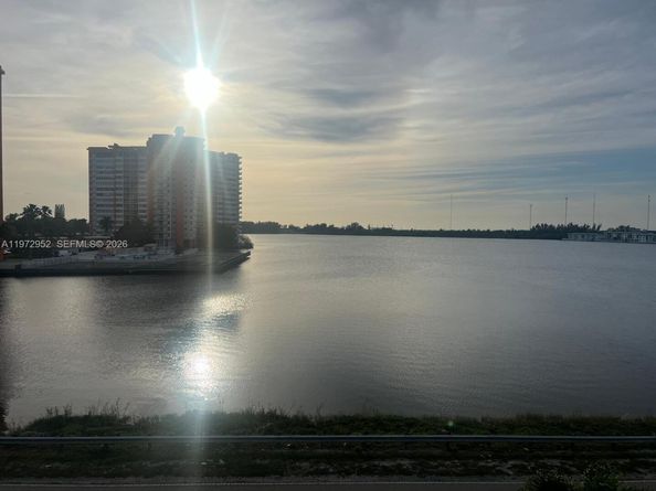 18601 NE 14th Ave 411, Miami FL 33179