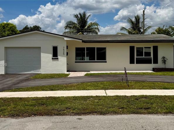 7525 Garfield St, Hollywood FL 33024