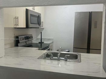 4550 NW 9th St