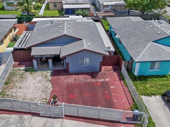 3109 NW 64 st, Miami FL 33147