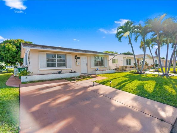 6802 NW 58th Ct, Tamarac FL 33321