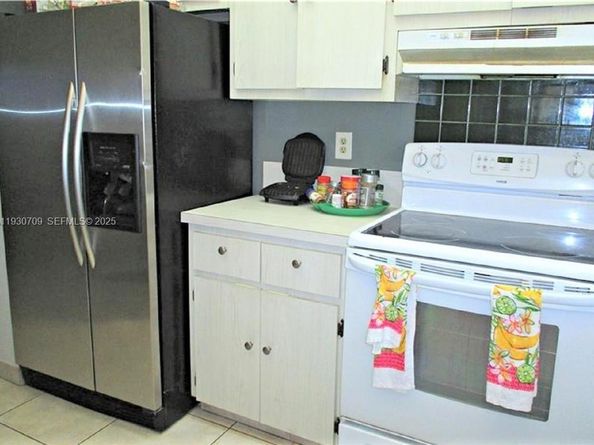 2451 NW 41st Ave 302, Lauderhill FL 33313