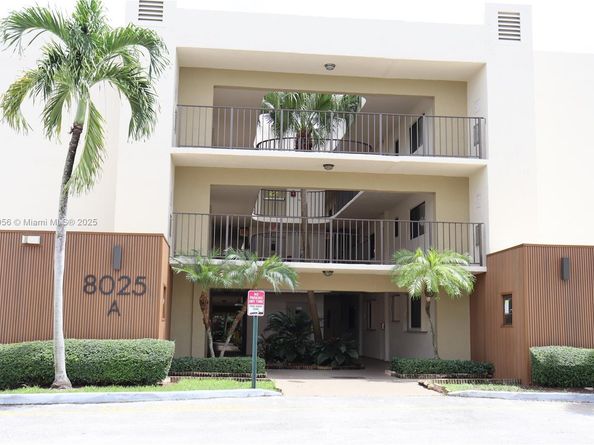 8025 SW 107th Ave 222, Miami FL 33173