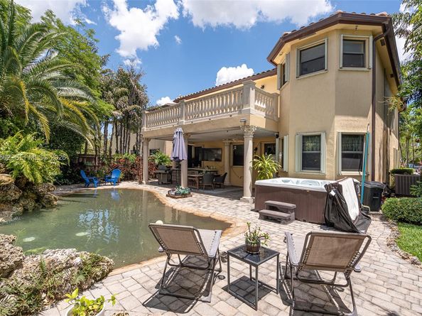 2604 NE 1st St, Homestead FL 33033