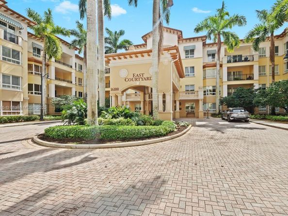 16101 Emerald Estates Dr 138, Weston FL 33331