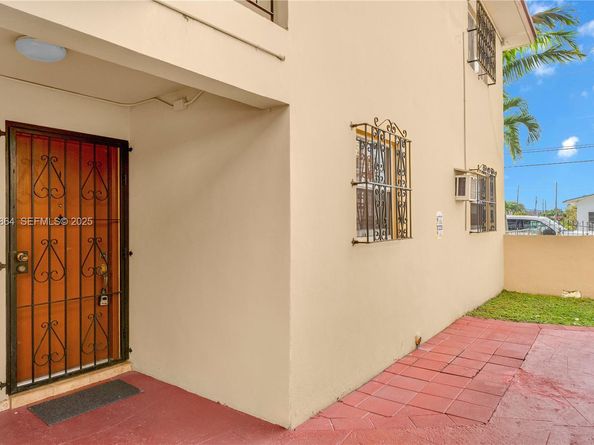 47 NW 47th Ave 1, Miami FL 33126