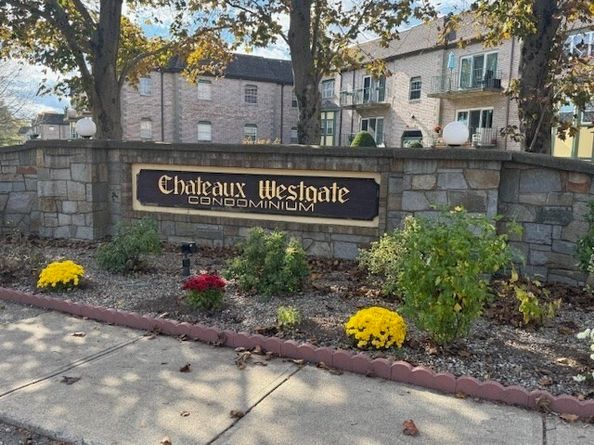 114 Oak Lane 11, Brockton MA 02301