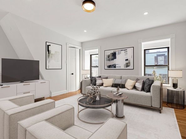 250 W Fifth St 3, Boston MA 02127