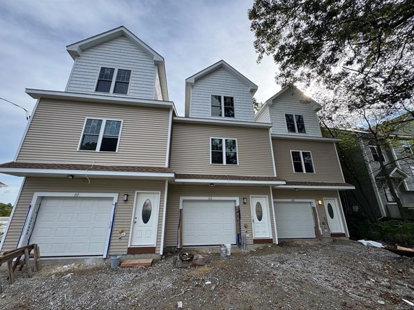 63 Progressive St, Worcester MA 01604