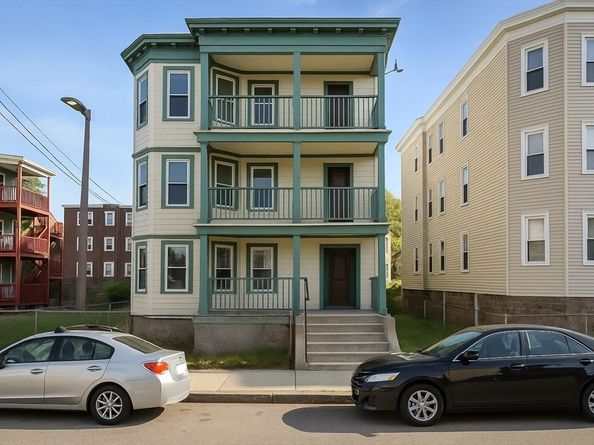 10 Sutton St, Boston MA 02126