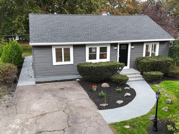 7 Highland St, Milford MA 01757