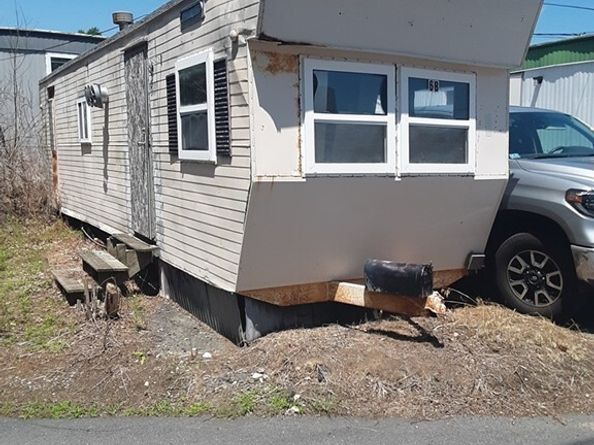 96-98 Newbury 6B, Danvers MA 01923