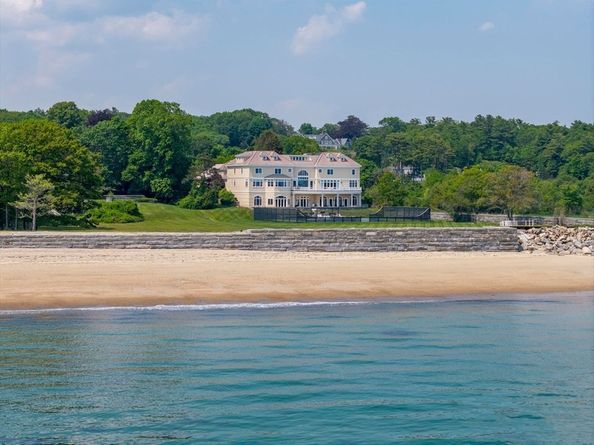 76 Paine Ave, Beverly MA 01915