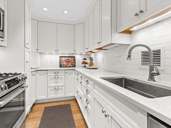 85 East India Row 9G, Boston MA 02110