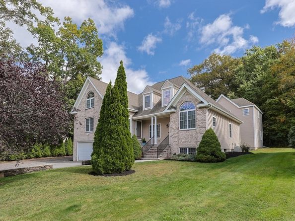 9 Hillside Avenue, Milford MA 01757