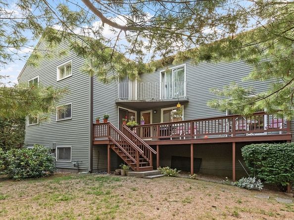 102 Captain Eames Cir 102, Ashland MA 01721