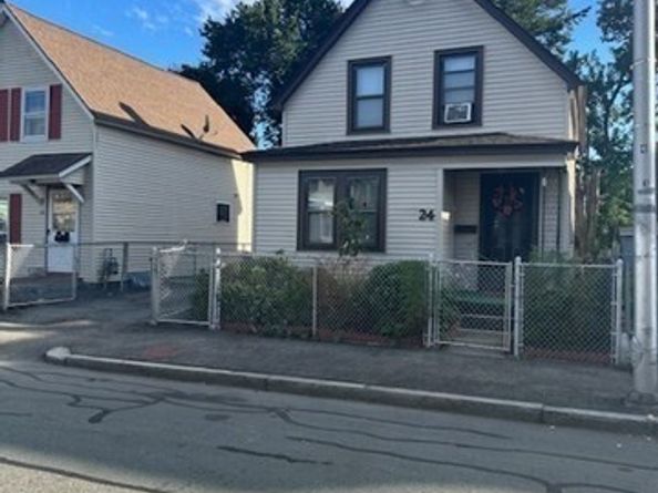 24 Litchfield St, Worcester MA 01603