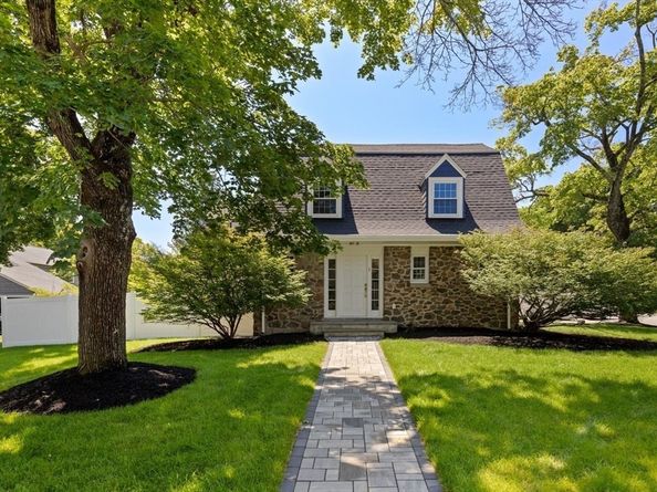 1 Town Way, Winchester MA 01890