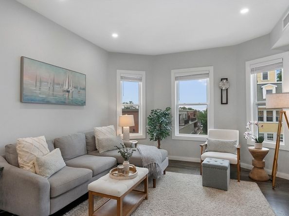 804 E 6th St 2, Boston MA 02127