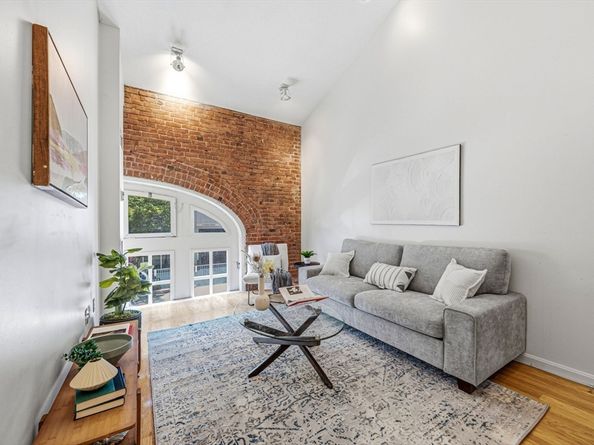 106 Thirteenth St 236, Boston MA 02129
