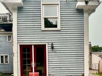66 Main St