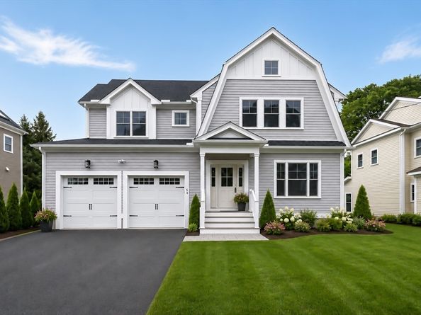 54 Hawthorn Ave, Needham MA 02492