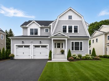 54 Hawthorn Ave
