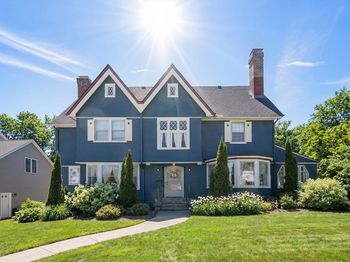 25 Kenwood Ave