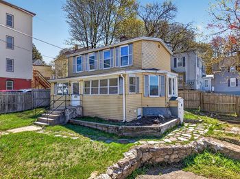 40 Moran St