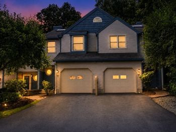 55 Crystal Brook Way
