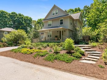 10 Pine Road