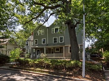 127 Kilsyth Rd