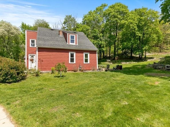 135 Hart St, Beverly MA 01915