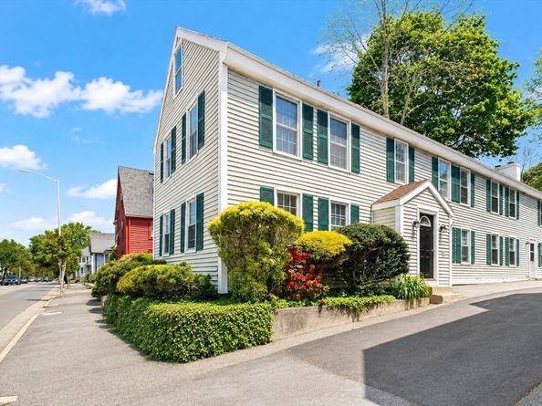 335 Cabot St, Beverly MA 01915