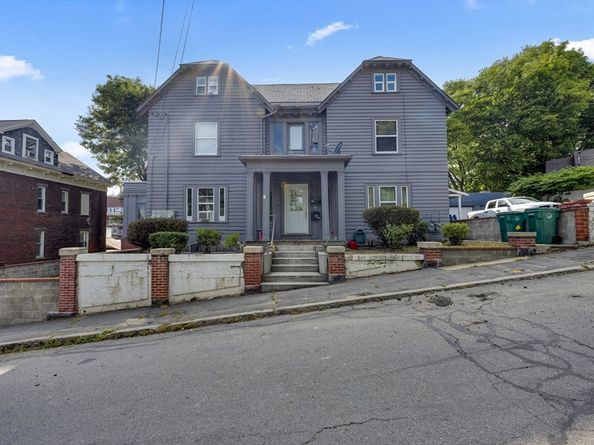 18 Mount Vernon St, Fitchburg MA 01420