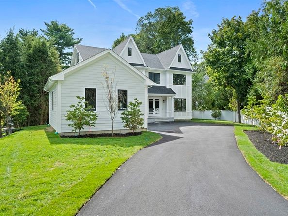 42 Bow Rd, Newton MA 02459