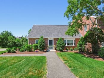 53 Frances Dr