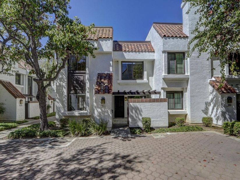 19948 Portal Plaza, Cupertino CA 95014
