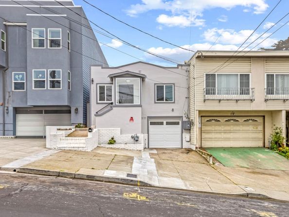 390 Guttenberg Street, Daly City CA 94014