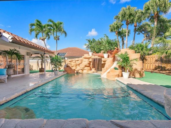 2900 NW 25th Way, Boca Raton FL 33434