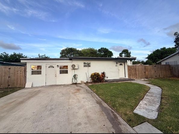 3016 E Palm Drive, Boynton Beach FL 33435