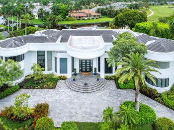 7027 Queenferry Circle