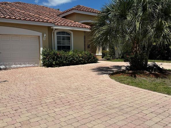 2501 NE 22nd Street, Pompano Beach FL 33062