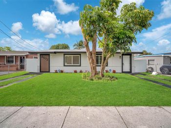 2572 NW 20th Street