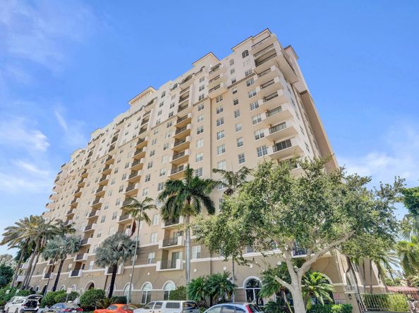 616 Clearwater Park Road 1107, West Palm Beach FL 33401