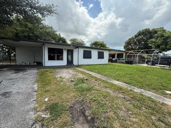 1766 NW 34th Avenue, Lauderhill FL 33311
